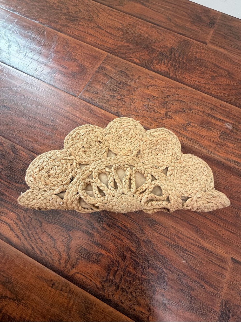 Shiraleah Chicago Jute Boho clutch Natural Woven Scalloped Tote